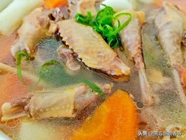 滋阴润燥的鸽子汤，多喝六款滋补鸽子汤