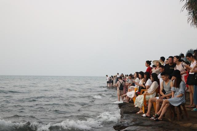 北海涠洲岛一日游最佳路线，北海涠洲岛5日游攻略