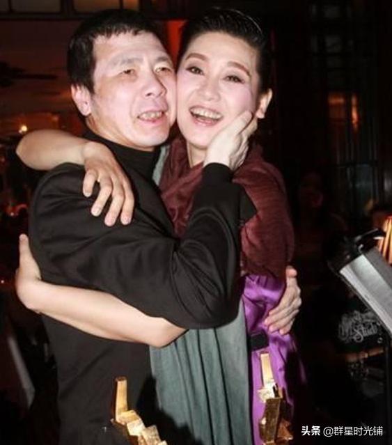 冯小刚大女儿冯思羽现状，冯小刚爱女冯思羽