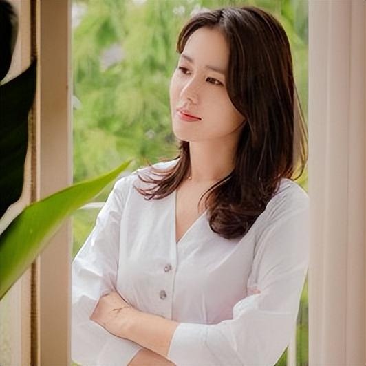 韩国美女排行榜，网友选出韩国十大美女排行榜（韩国最美前五位美女）