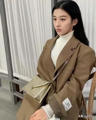 年轻漂亮的包上恩被导演们力捧，包上恩以前（时尚黑洞的她凭什么被陈奕迅宠上天）