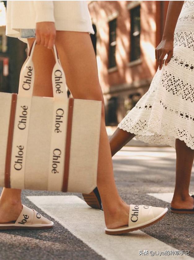 今年流行大包包，今夏最时髦的大包包都在这