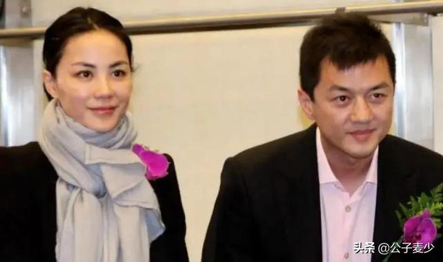 王菲李嫣个人资料简介，王菲15岁女儿李嫣大量性感照曝光