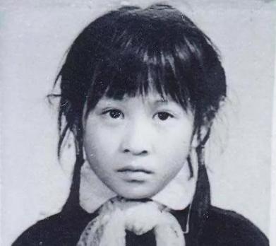 梁朝伟和刘嘉玲，梁朝伟刘嘉玲年轻时合照（酒到浓时香自溢。你为什么嫁我）