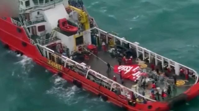 马航mh370坠机全过程，马航MH370事件再现亚航8501神秘消失