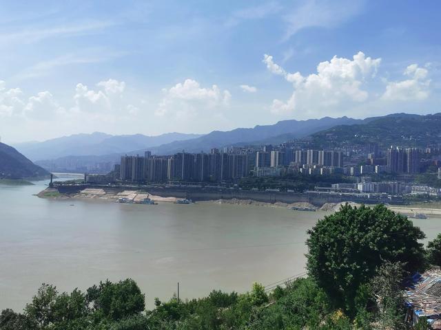 重庆万州第一大瀑布，婚外感情中男人追女人是一种什么样的心态