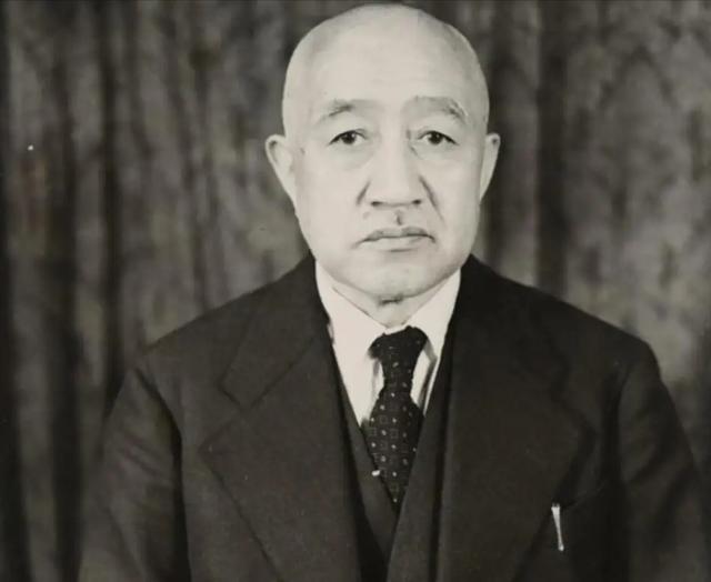 火烧圆明园图片，为何1万人能肆虐火烧圆明园（火烧圆明园是什么战争时期）