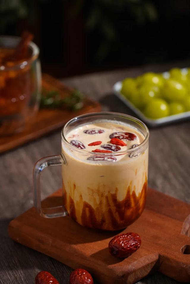 煮奶茶的正确方法，怎么煮奶茶更好喝（好吃下饭的奶茶几分钟就学到手）