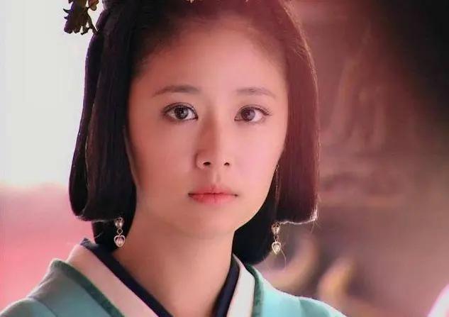 林心如演过的电视剧，关于林心如的所有电视剧（林心如拍床戏躺裸男身上）