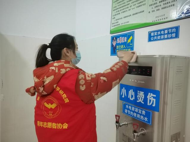 黑龙江大学校园网，黑龙江大学校园网主页（黑龙江大学2017年高考咨询处开通啦）