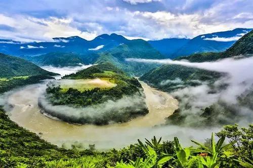 自驾318川藏线巡游轨迹，你知道去西藏怎么走最过瘾