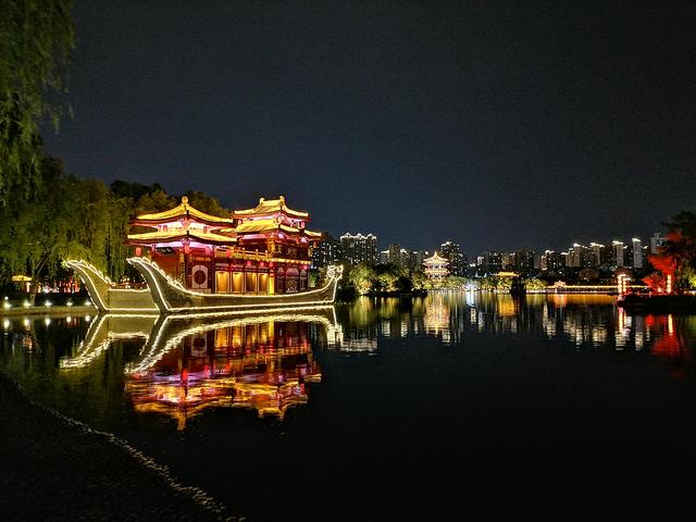 芙蓉园游玩攻略，春节大唐芙蓉园游玩攻略（大唐芙蓉园游玩攻略）