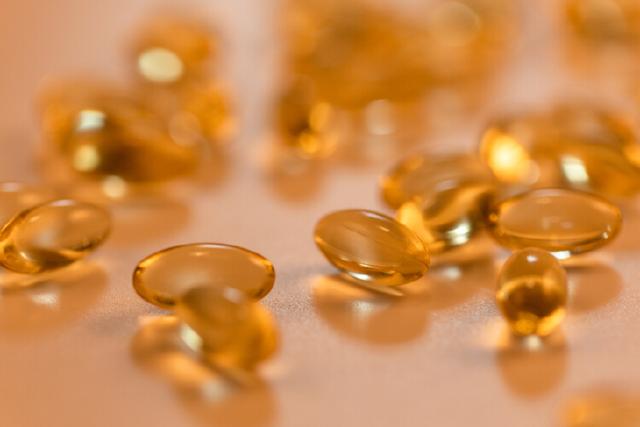 纯物理防晒霜和化学防晒区别，用了这么多年防晒你真的懂吗