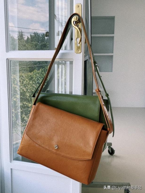 今年流行大包包，今夏最时髦的大包包都在这