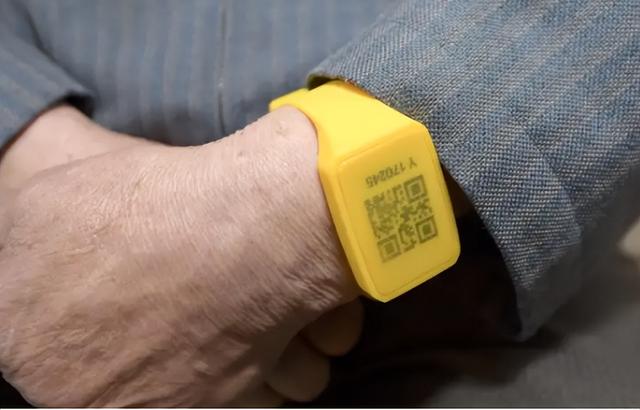 重度失智症会出现哪些症状，失智症的类型以及对应照顾方式