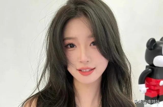 栗棕色染发效果图，女生染发发色推荐奶茶栗棕