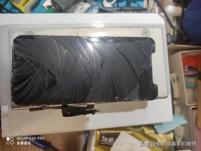 苹果xr拆机视频，水果XR拆机图解以及外屏玻璃更换（水果XR拆机图解以及外屏玻璃更换）