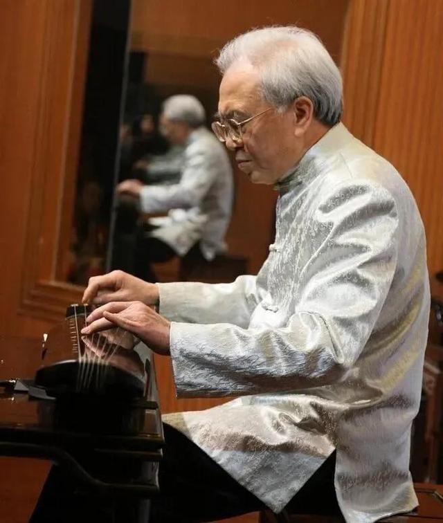 古琴可以自学吗，十种人不建议学古琴（如何自学古琴）