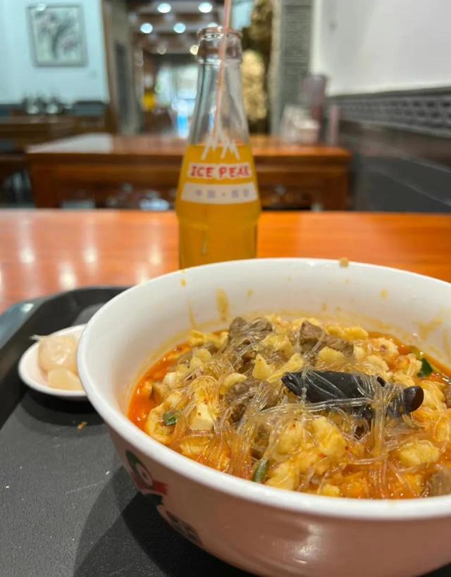 爆辣小炒泡馍，美味碳水小炒泡馍