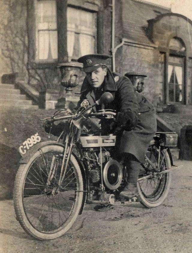 印度摩托车阅兵为什么厉害，印度阅兵为什么如此钟爱摩托车