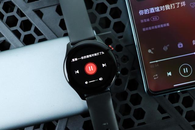 努比亚红魔手表功能，手环与手表怎么选