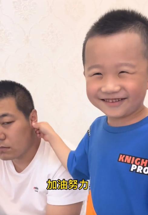 小娃娃惊讶表情包，火遍全网的表情包萌娃