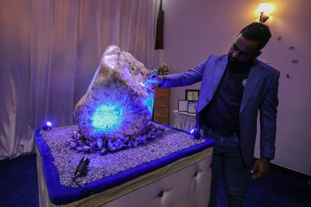 为什么斯里兰卡叫锡兰，近日宣布国家破产的斯里兰卡