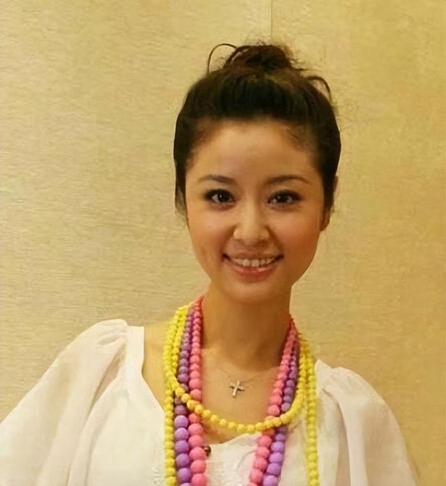 林心如周杰吃瓜，林心如：控诉周杰强吻