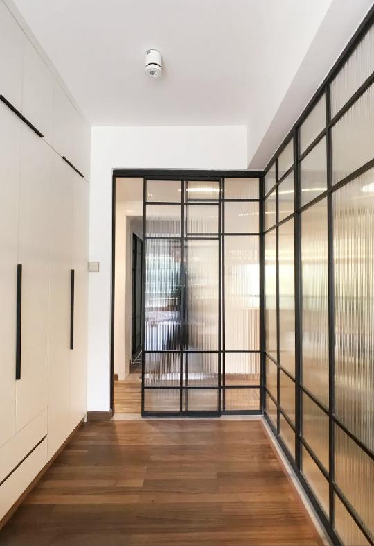 自制卫生间隔断墙做法，邻居家这种做法太赞