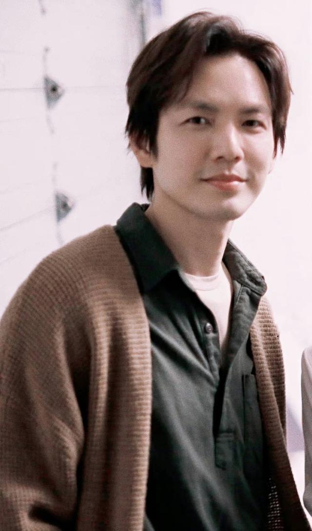 李克勤个人身高体重多少，李克勤偏靠才华吃饭