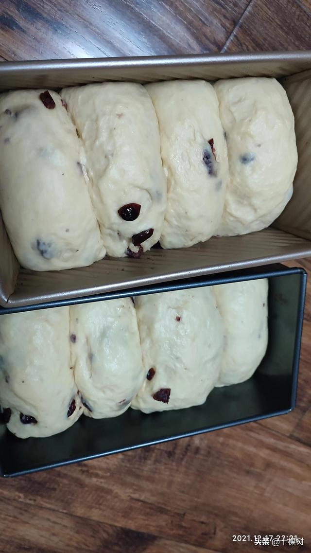 自制家用面包的简单做法，家庭自制面包的简易做法