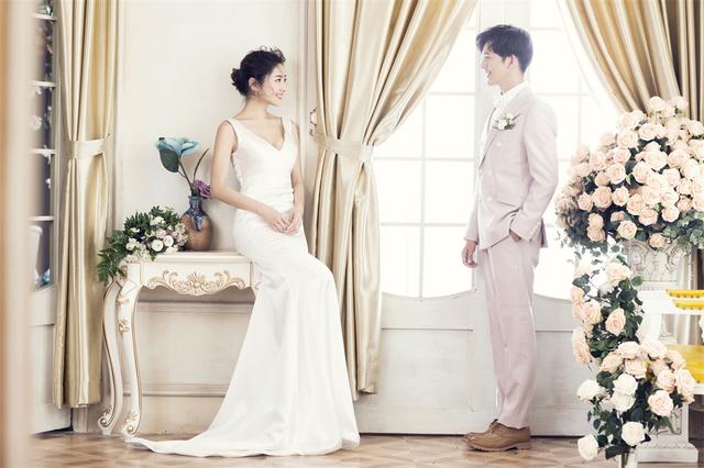 上海创意婚纱照价目表，旅拍婚纱照即将成行