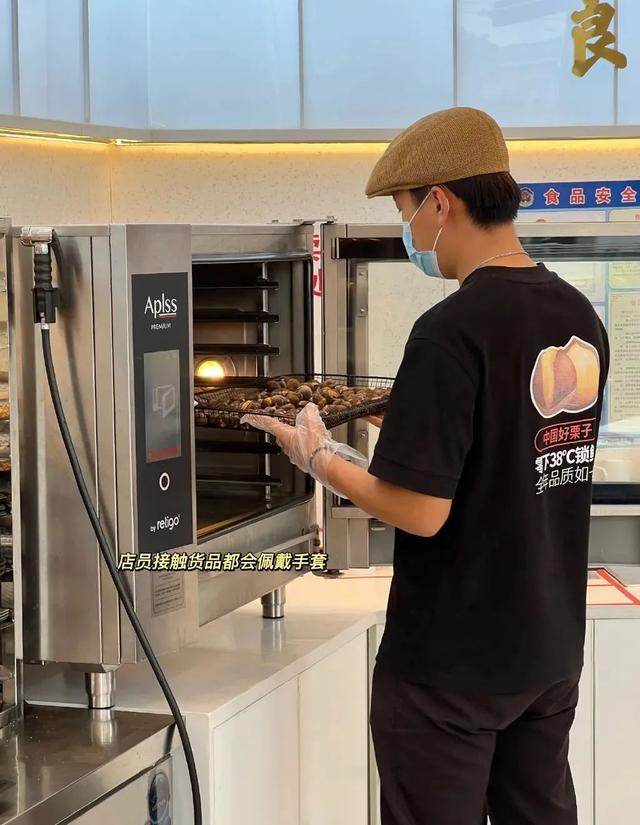 天猫小店便利店大量亏损，95后海归投身“新零售”另类创业