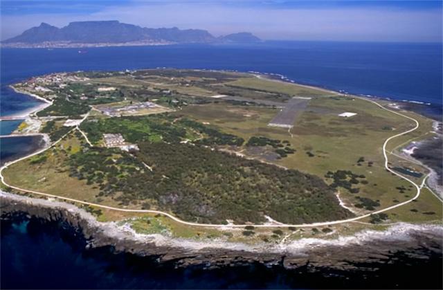 世界上最小岛国瑙鲁没有首都，同为南太平洋岛国