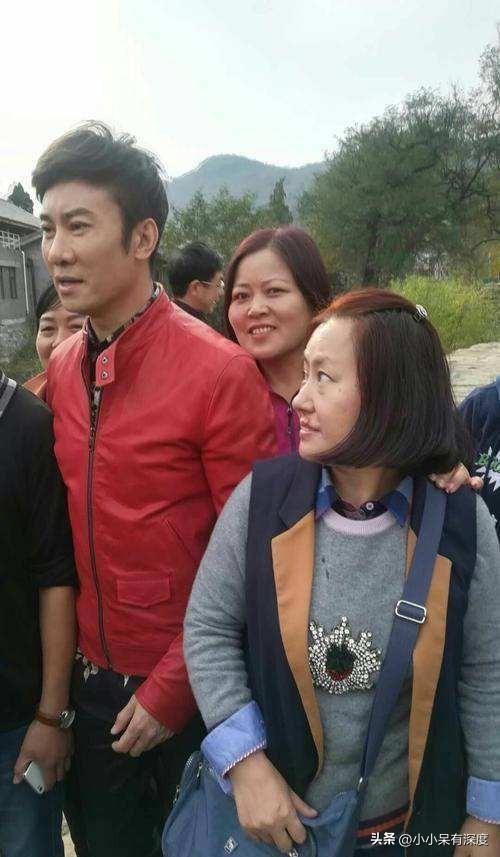 江涛简历歌唱家，军旅歌手江涛：穷小子娶富家女