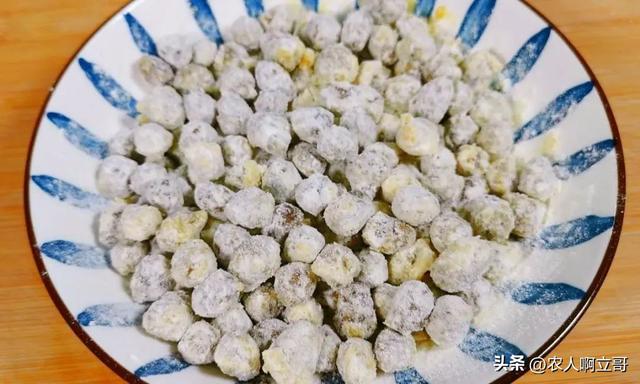 莲藕炒什么好吃，莲藕炒什么菜好吃又营养（记得多加这2样蔬菜）