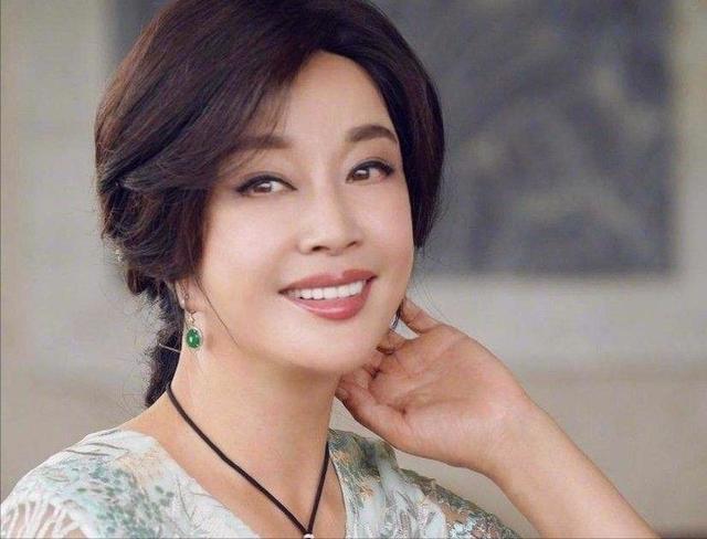 重庆明星有哪些人，重庆女明星有哪些人