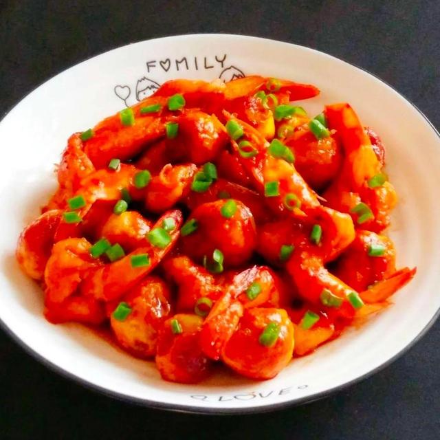 虾怎么摆盘好看图片，大虾年夜饭摆盘