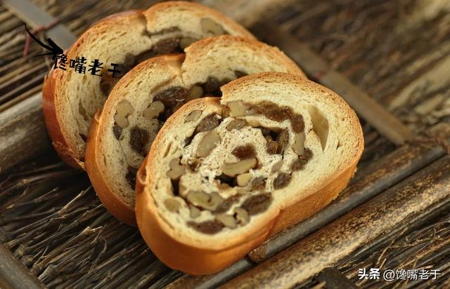 出门旅游吃的必备物品清单，建议这5种食物要带上