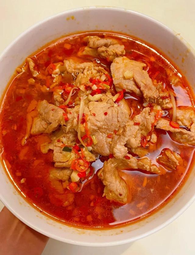 川味水煮肉片主要材料，正宗川味水煮肉片的家常做法