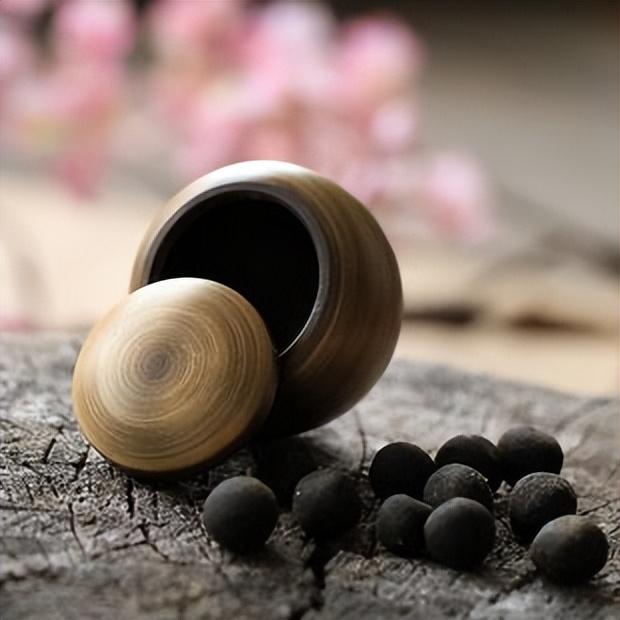 香水是怎么制作的，香水怎么制作教程