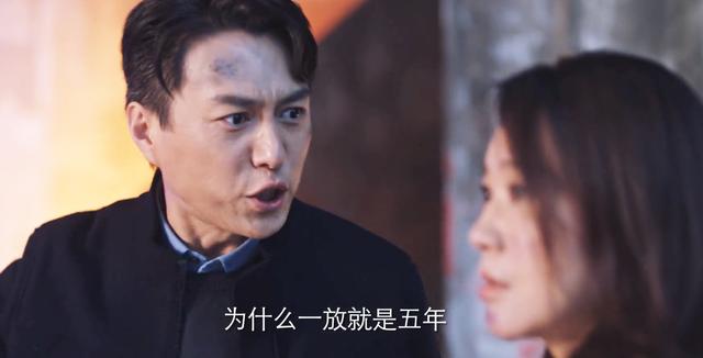 周梅森个人资料，被观众骂被周梅森夸