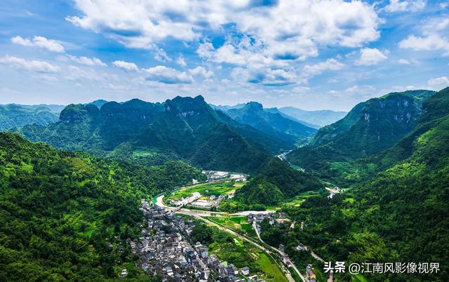 矮寨大桥简介大桥攻略，穿越云上通衢