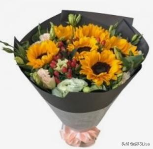 插花怎么弄出漂亮花束，掌握这“三个”原则
