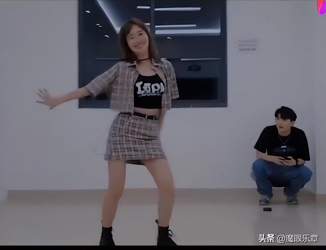 上海电视台里本土主持，上海主持这几对搭档你都熟悉吗