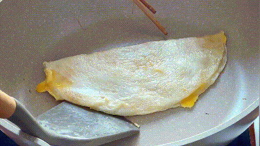 夹心手抓饼这样做，手抓饼怎么做好吃又香酥