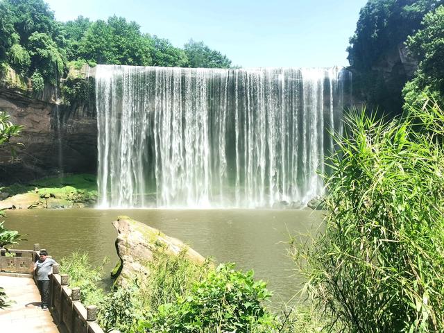 重庆万州第一大瀑布，婚外感情中男人追女人是一种什么样的心态