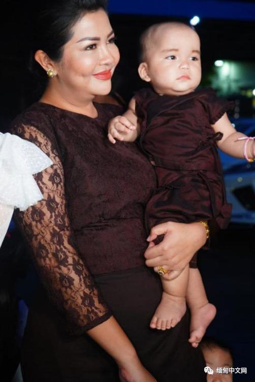 缅甸点灯节完整，实拍缅甸点灯节盛况