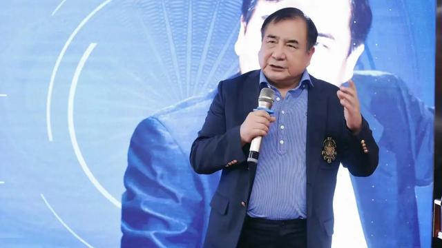 80年代北京首富李晓华，71岁李晓华2000年北京首富