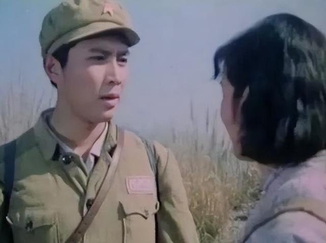 唐国强的妻子是谁，唐国强两段婚姻（唐国强前妻和现任是谁）